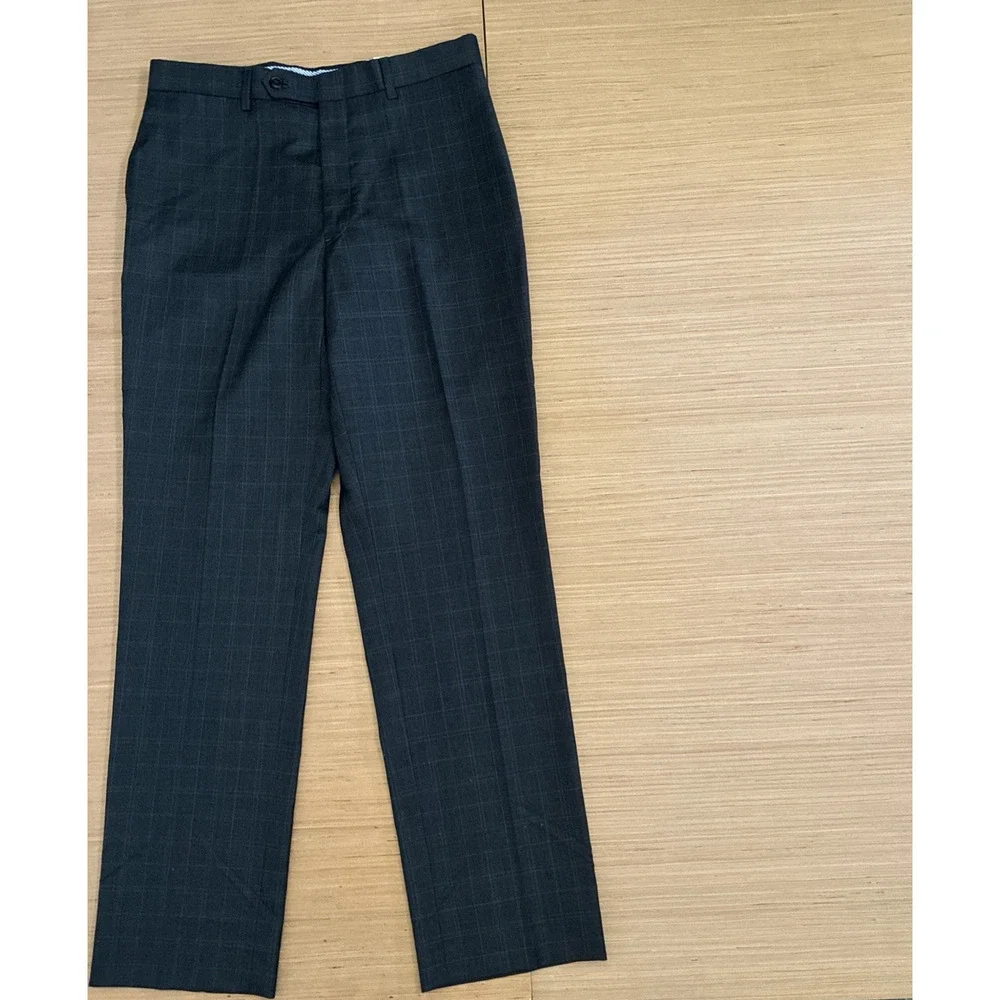 Tommy Hilfiger Men's Size 32x32 Tailored Trim Fit 100% Worsted Wool Dress Pants